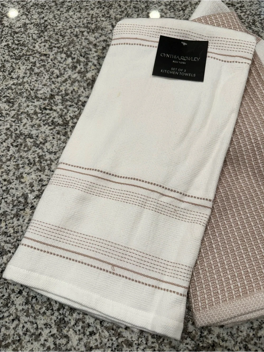 3x NWT Cynthia Rowley Kitchen Towels